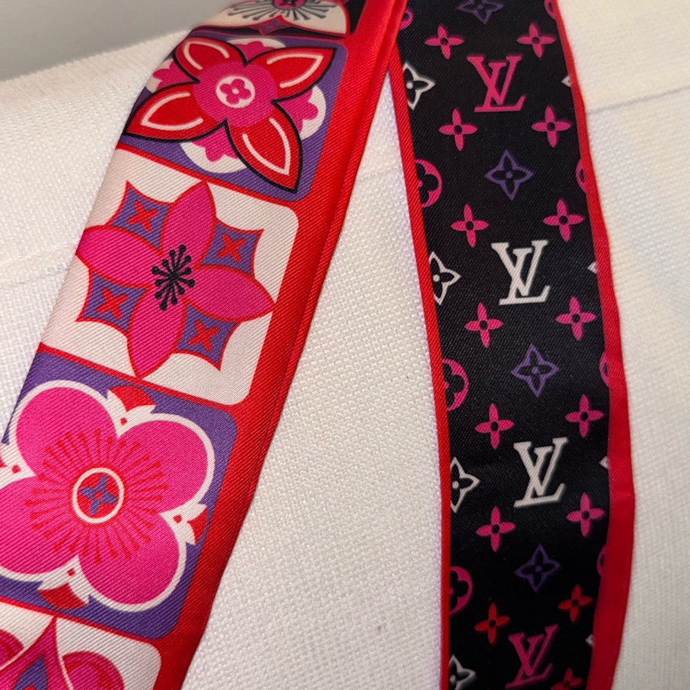 Louis Vuitton-Kamonogram Bandeau Red and Pink Floral Silk Scarf - Picture 2 of 4